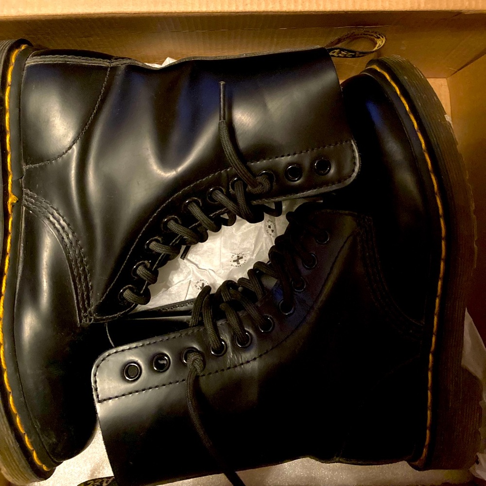 Dr. Martens | Original Packaging